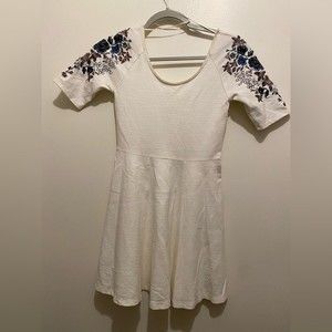 Free People Embroidered Dress- like new!